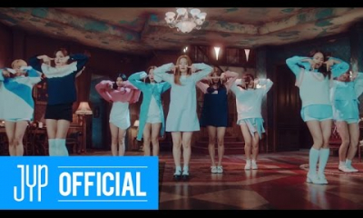 트와이스 TT M/V