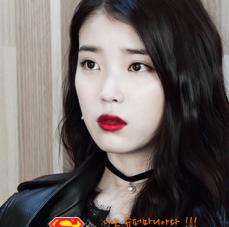 프로듀사 아이유 움짤 6